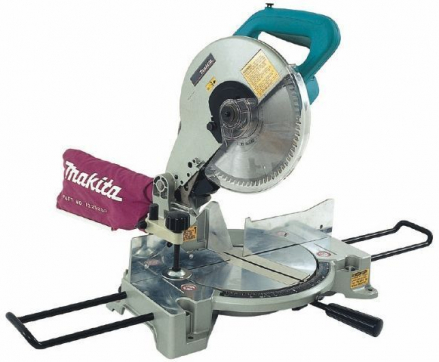 Торцовочная пила Makita LS1040 в прокат в Сочи. У нас лучшая цена за сутки! Возможность взять в аренду с выгодной скидкой до 40% при экспресс доставке 24/7. И помните, ночью стоимость еще дешевле на 30%! #арендапрокат #виброплита #выгодно